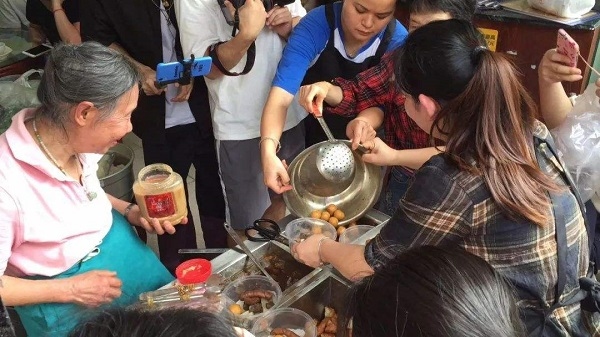 兩廣地帶傳統(tǒng)美食小吃阿婆牛雜加盟品牌的優(yōu)勢